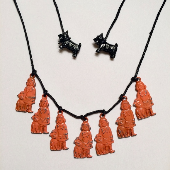 Vintage Cracker Jack Charm Necklace - Picture 3 of 7